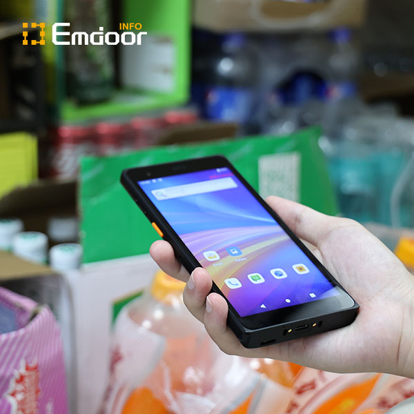 4 raisons de choisir un portable robuste pour les opérations d'entrepôt
